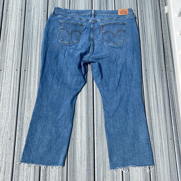 Levi’s - 415 classic boot - medium wash blue jeans - raw hem - size 22W - Picture 2 of 5